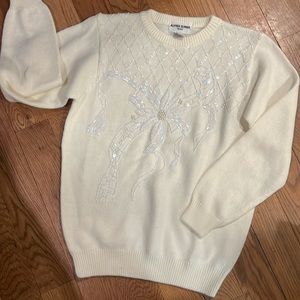 Beaded Alfred Dunner cream petite vintage sweater